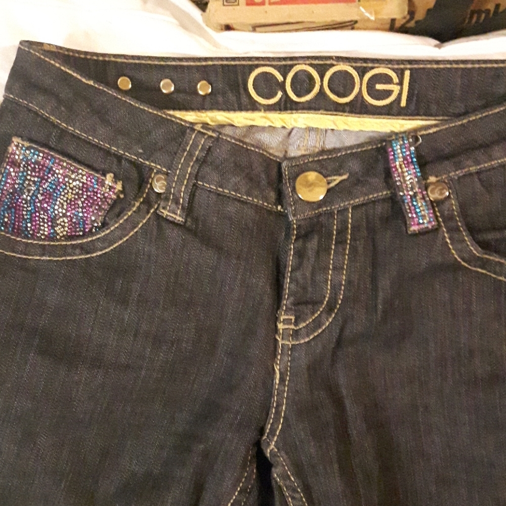 C6 - Picture 3 of 7